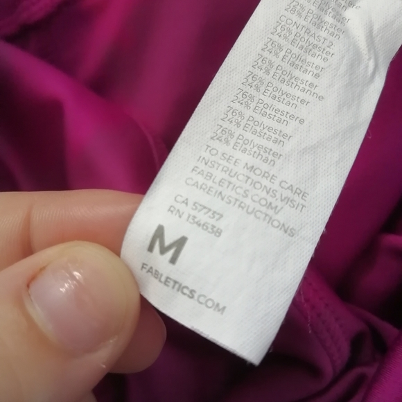 Bright pink fabletics leggings - Picture 4 of 4